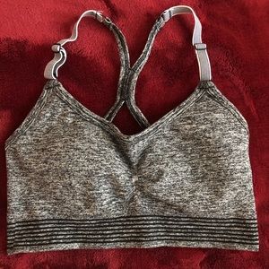 🌸Victoria’s Secret Victoria Sport Bra🌸